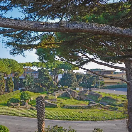 3 Bedroom Gorgeous In Lavinio * Casale Vignarola